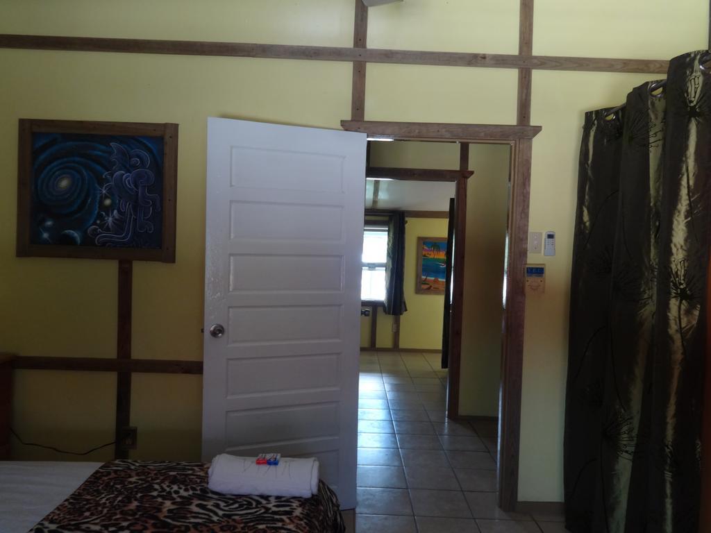 Cocopele Inn San Ignacio Buitenkant foto