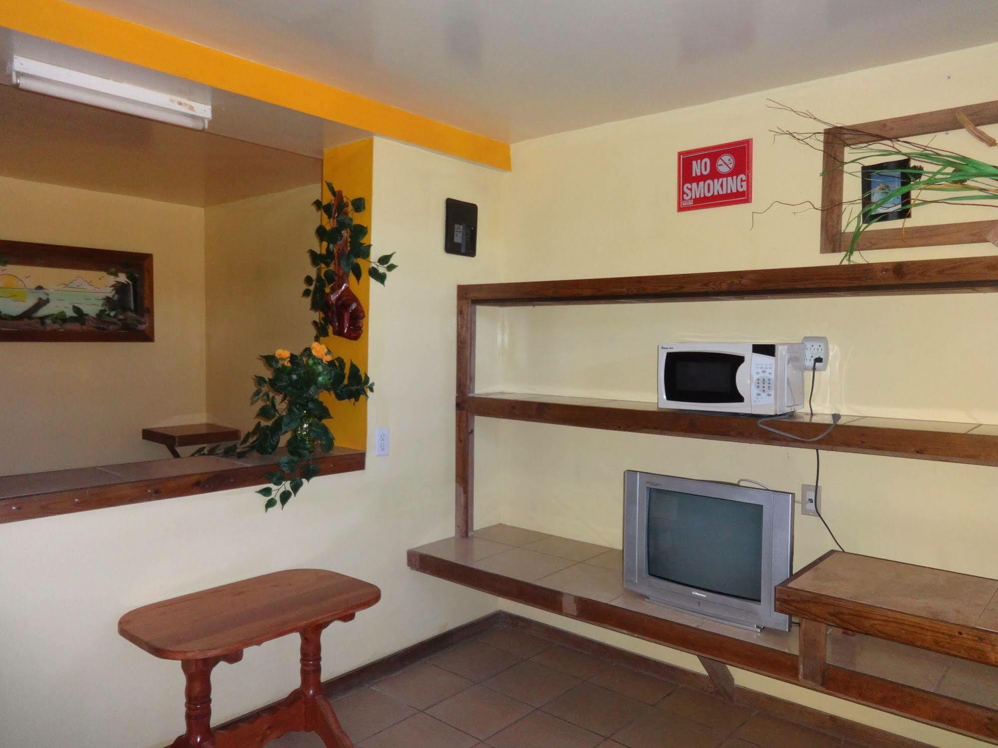 Cocopele Inn San Ignacio Buitenkant foto