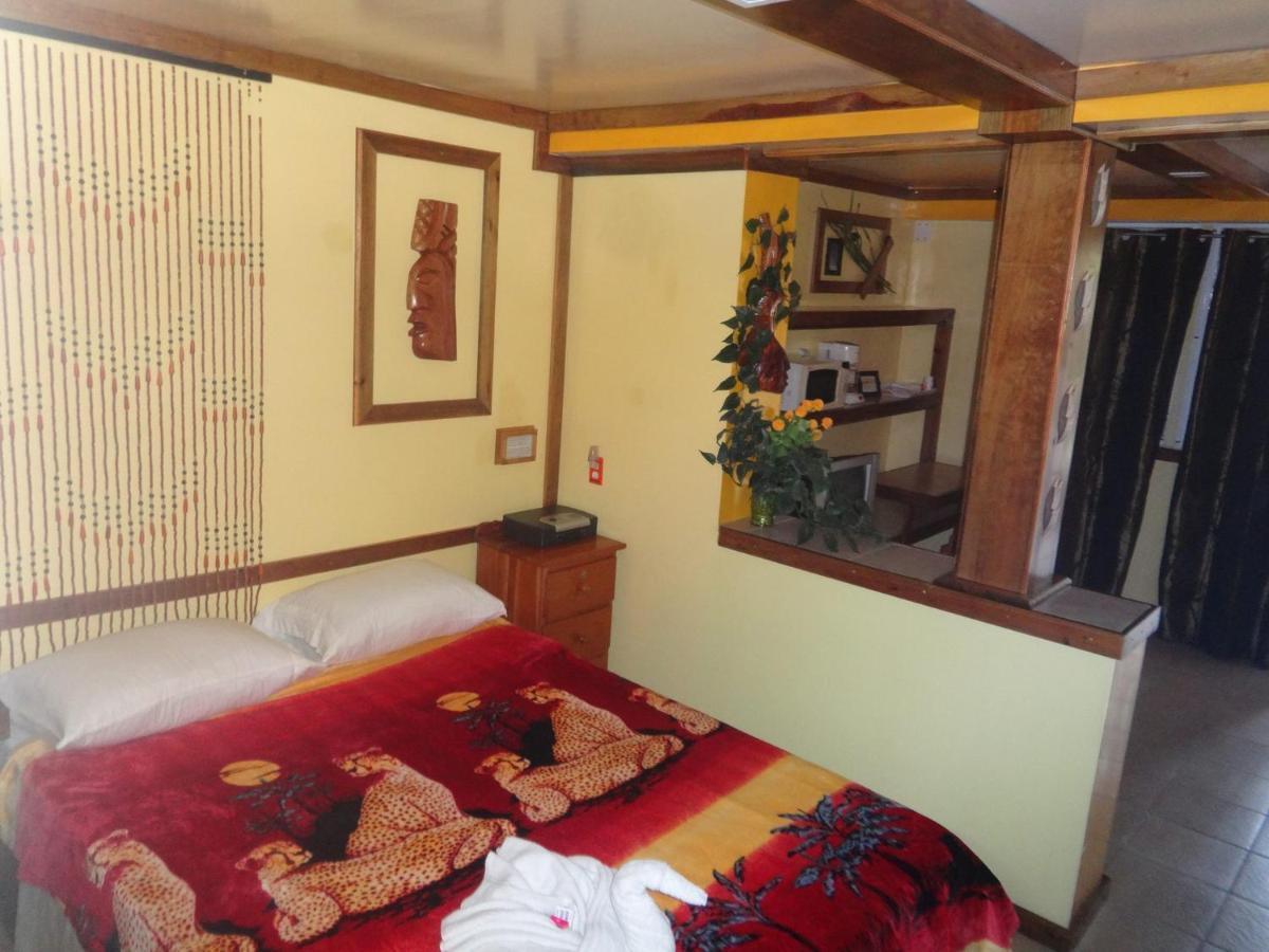 Cocopele Inn San Ignacio Buitenkant foto
